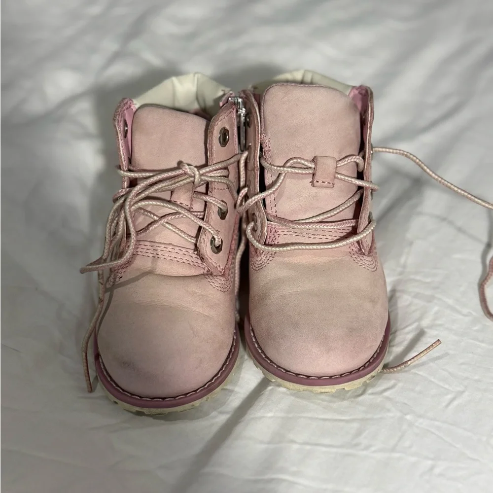 Timberland - Girls -  Pink and White High-Top Boots - size 8